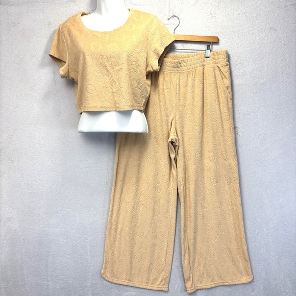 OFFLINE by Aerie Pants - OFFLINE Aerie 2 Pc Terry Cloth Smiley Set, Medium Top, Large Pants Tan Wide‎ Leg